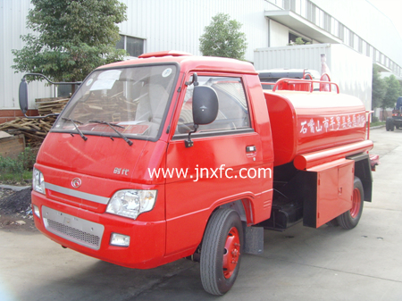 福田小卡農(nóng)用消防車