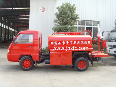 福田小卡農(nóng)用消防車