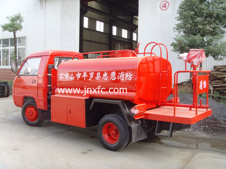 福田小卡農(nóng)用消防車