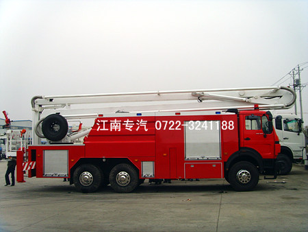 舉高噴射消防車