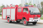 東風(fēng)小霸王泡沫消防車