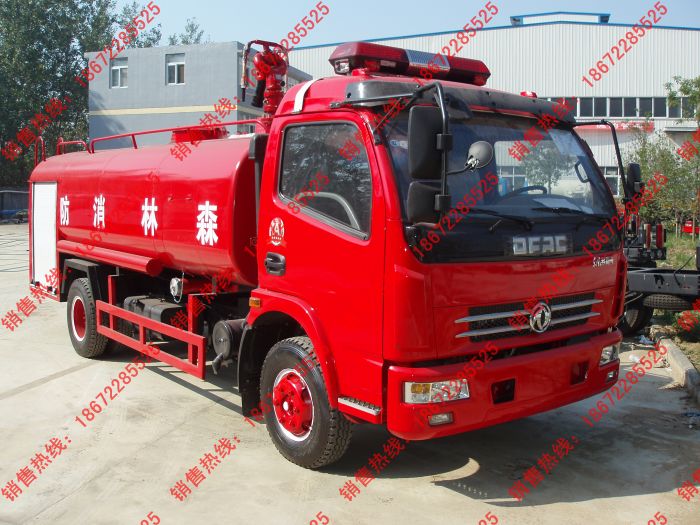 東風多利卡消防灑水車