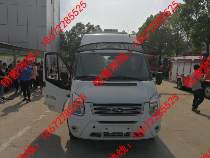 江鈴運(yùn)兵車